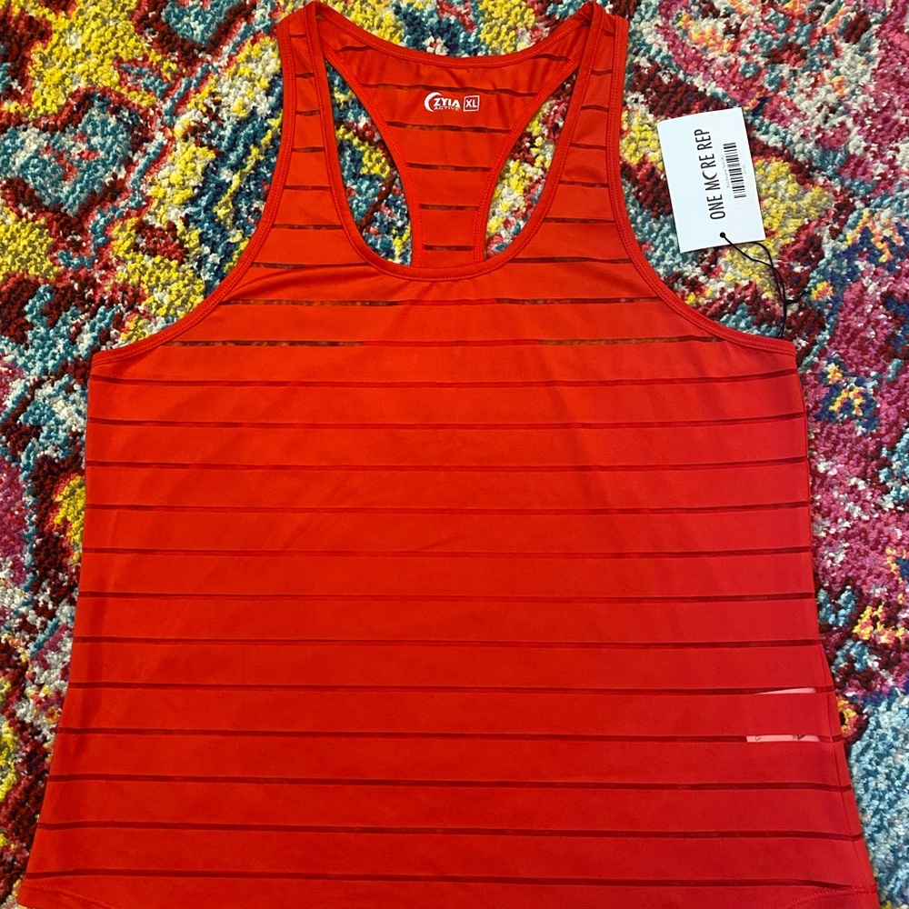 Zyia Havana tank
